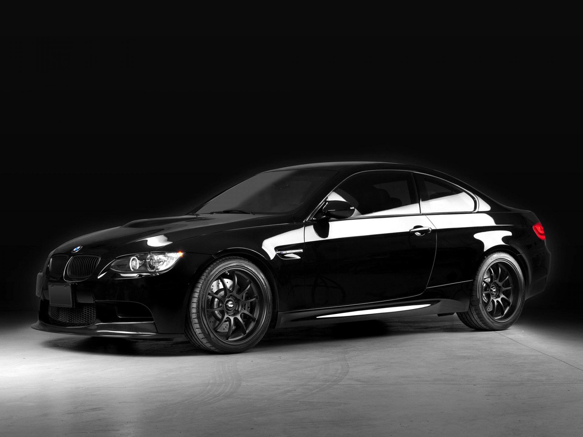 Черная ь. БМВ е92 купе черная. BMW e92 Coupe Black. BMW m3 e92 Black. BMW e92 купе черная.