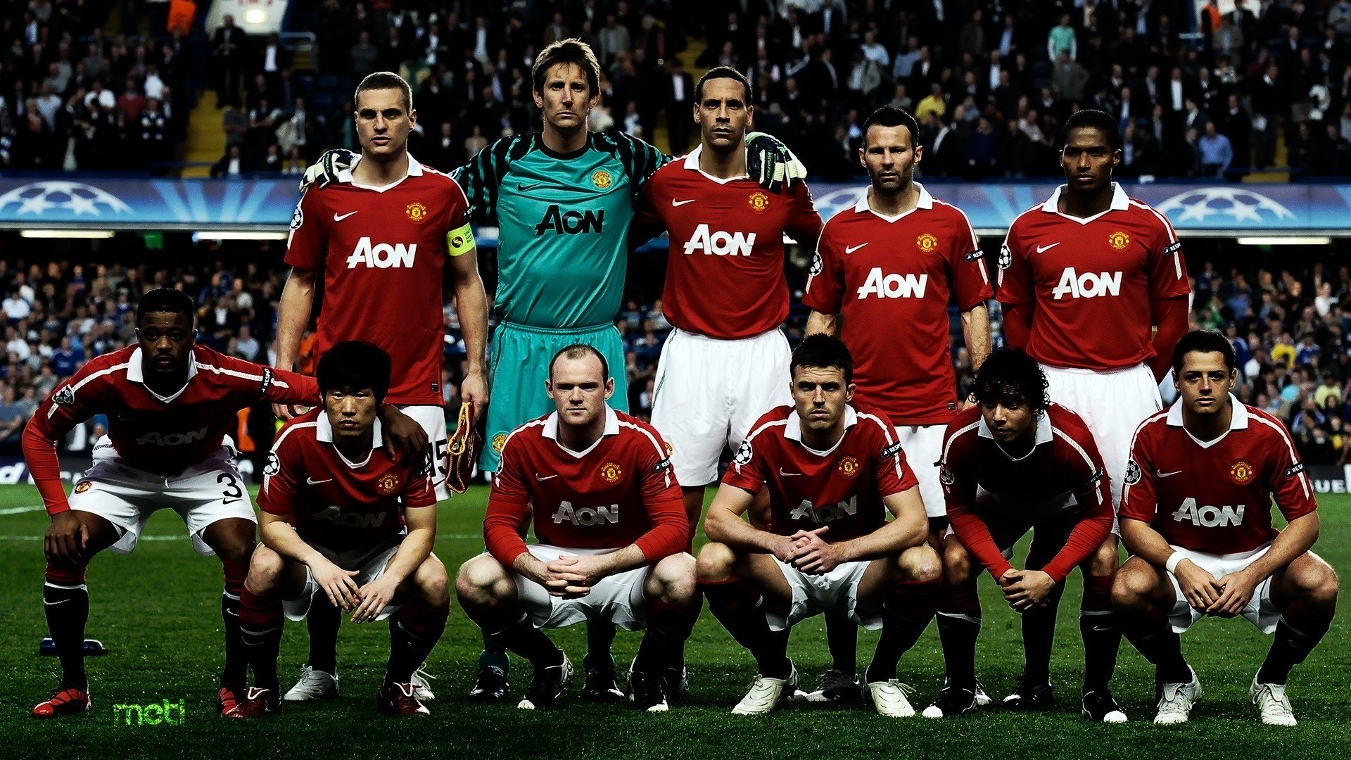 Football is a team game. Манчестер Юнайтед команда 2008. Футбольная команда Манчестер Юнайтед. Команда Манчестер Юнайтед. Манчестер Юнайтед командное фото 2008.