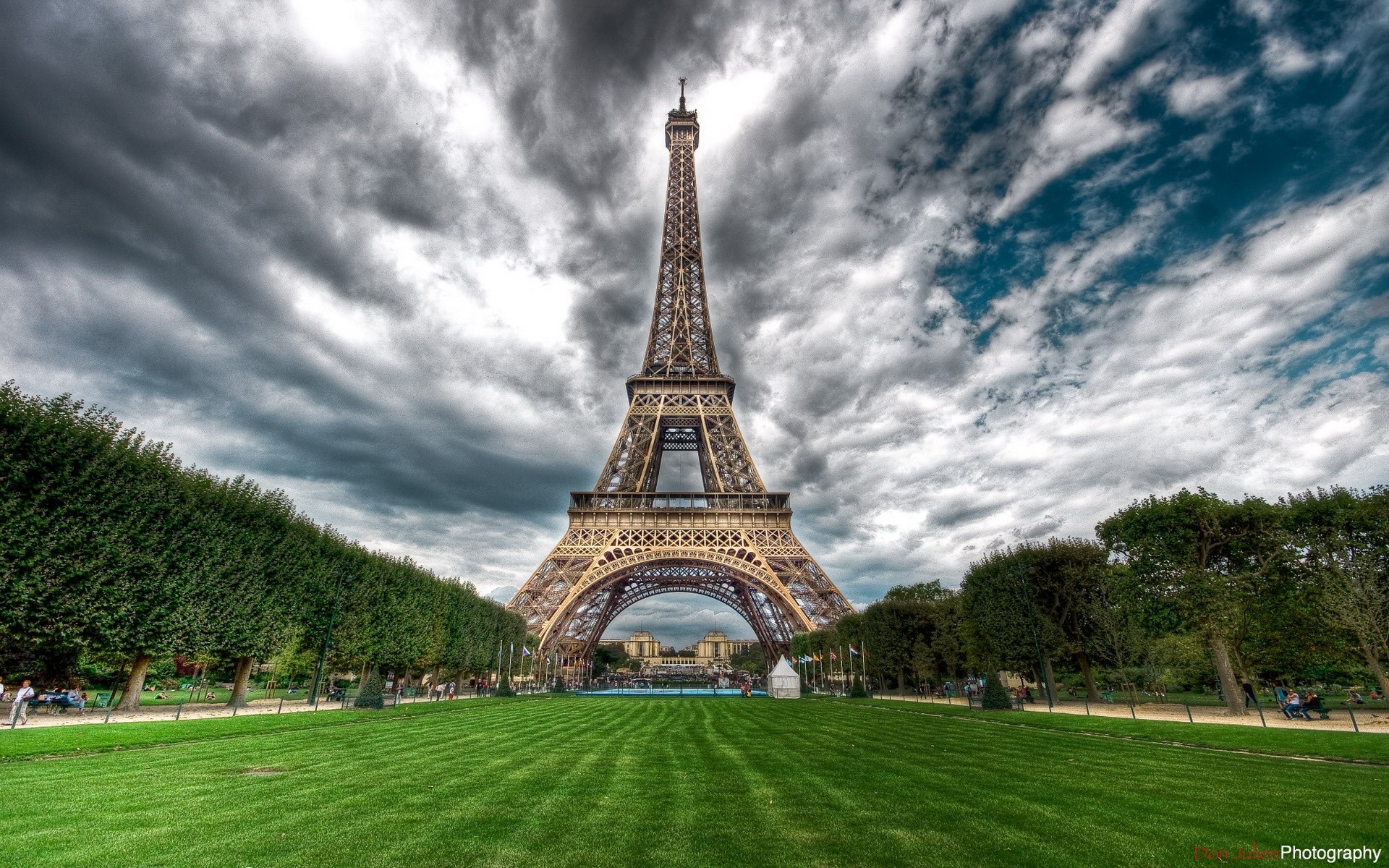 Париж в красках Эйфелева башня загрузить