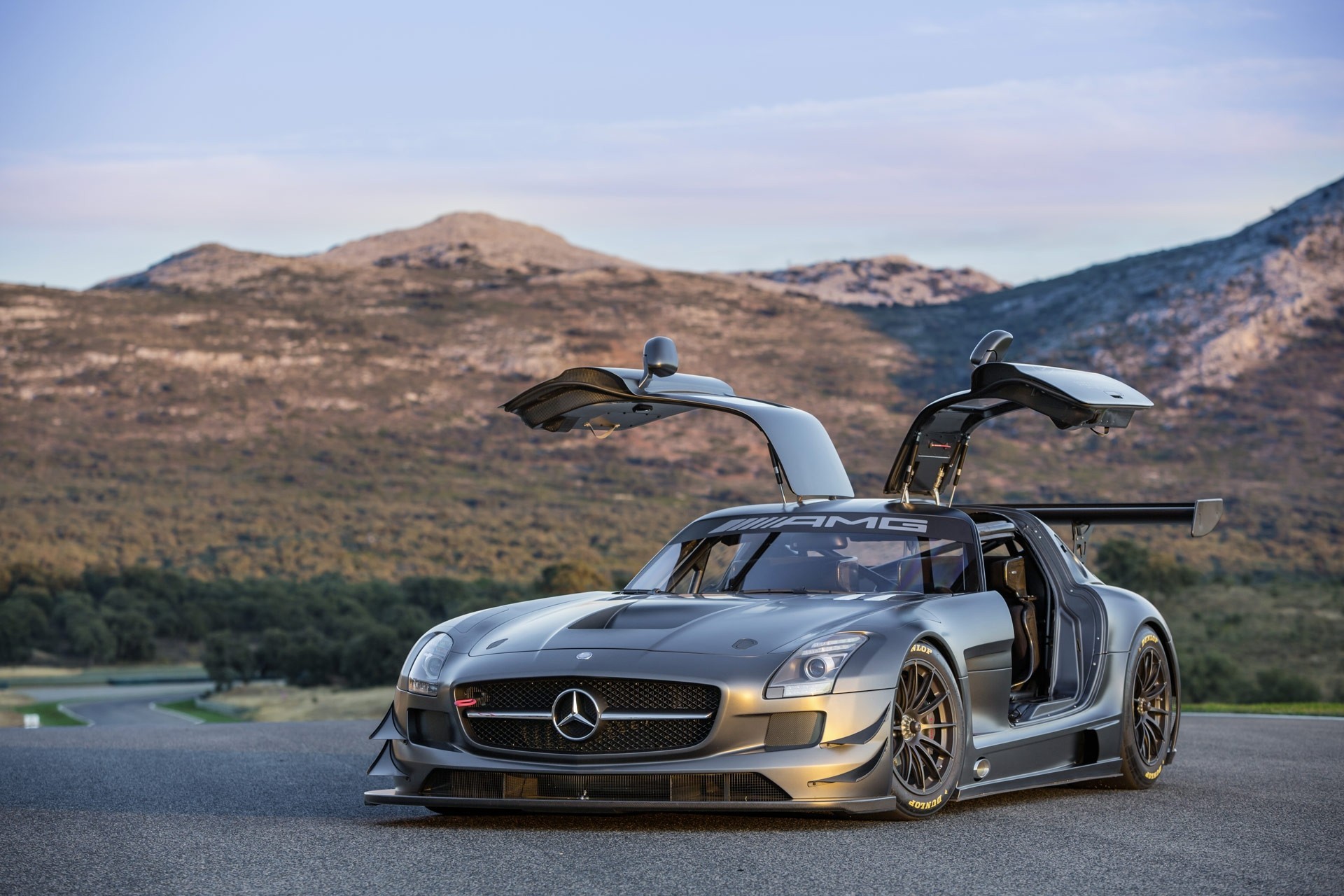 Mercedes-Benz SLS AMG GT загрузить