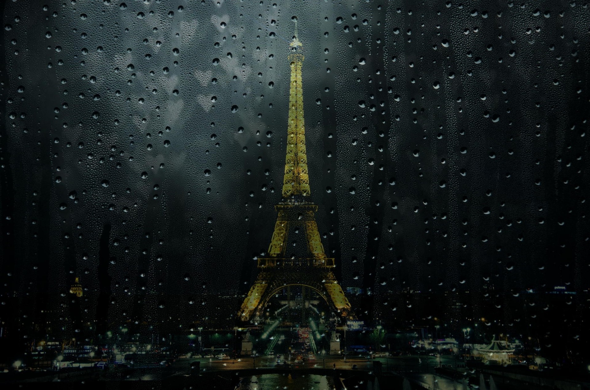 Rain pariss