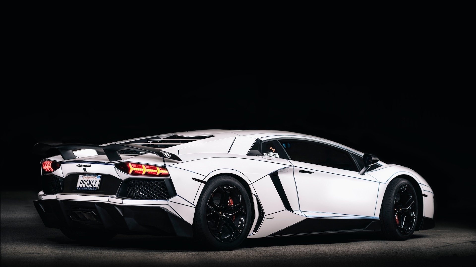 Lamborghini Aventador тюнинг море без смс