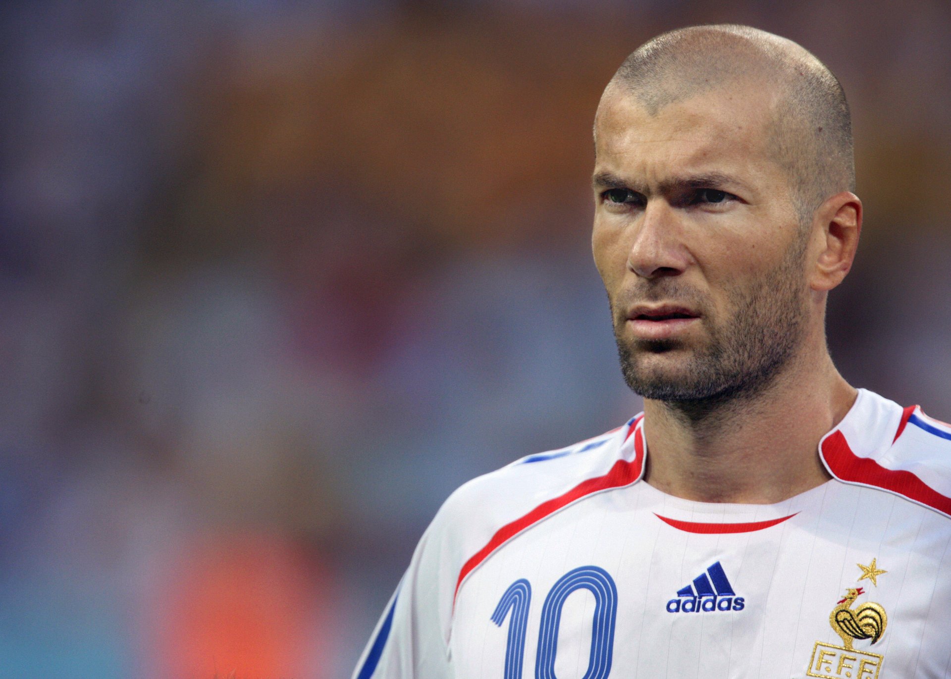 Удивительный взгляд футболиста zidane