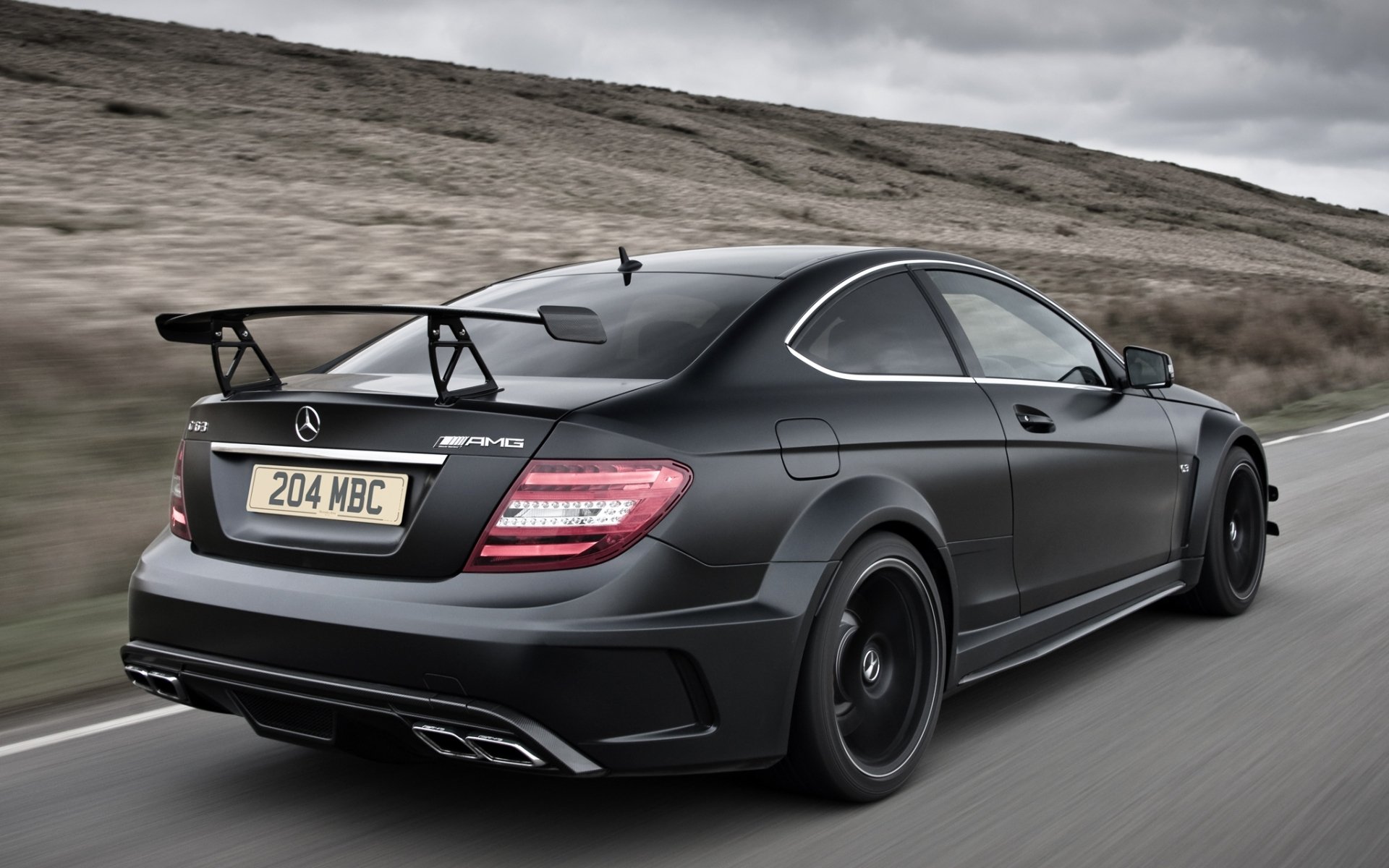 Мерседес c63 amg купе