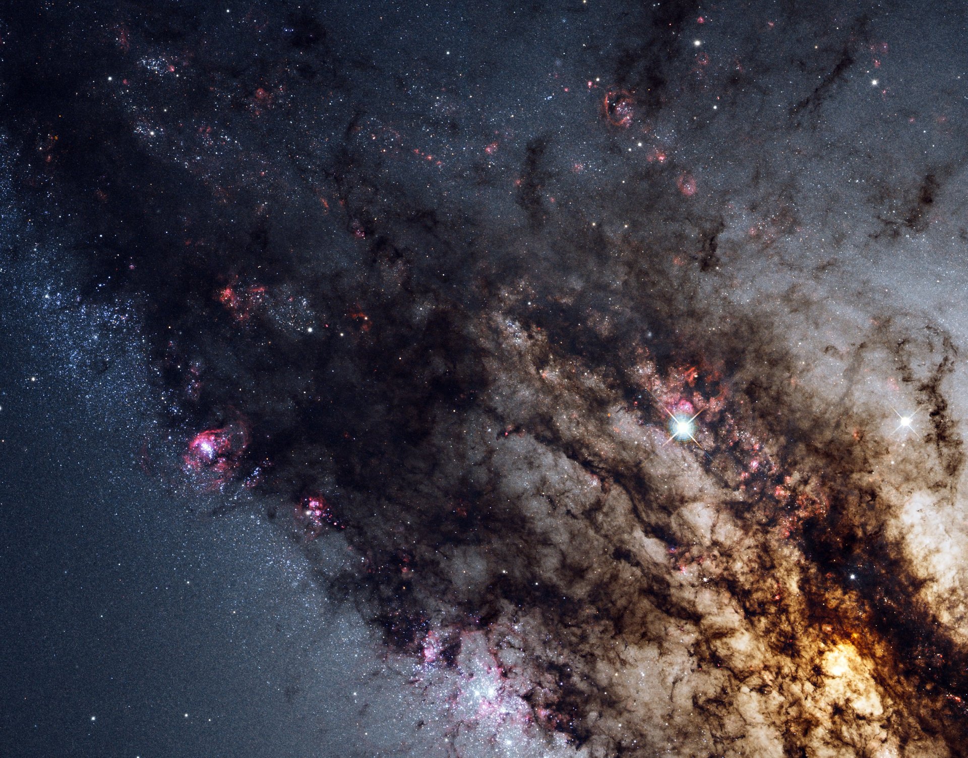 Изображение галактики и звёзд в бесконечном космосе