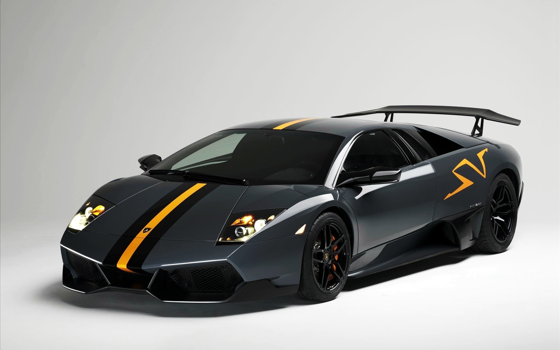 Lamborghini car picture