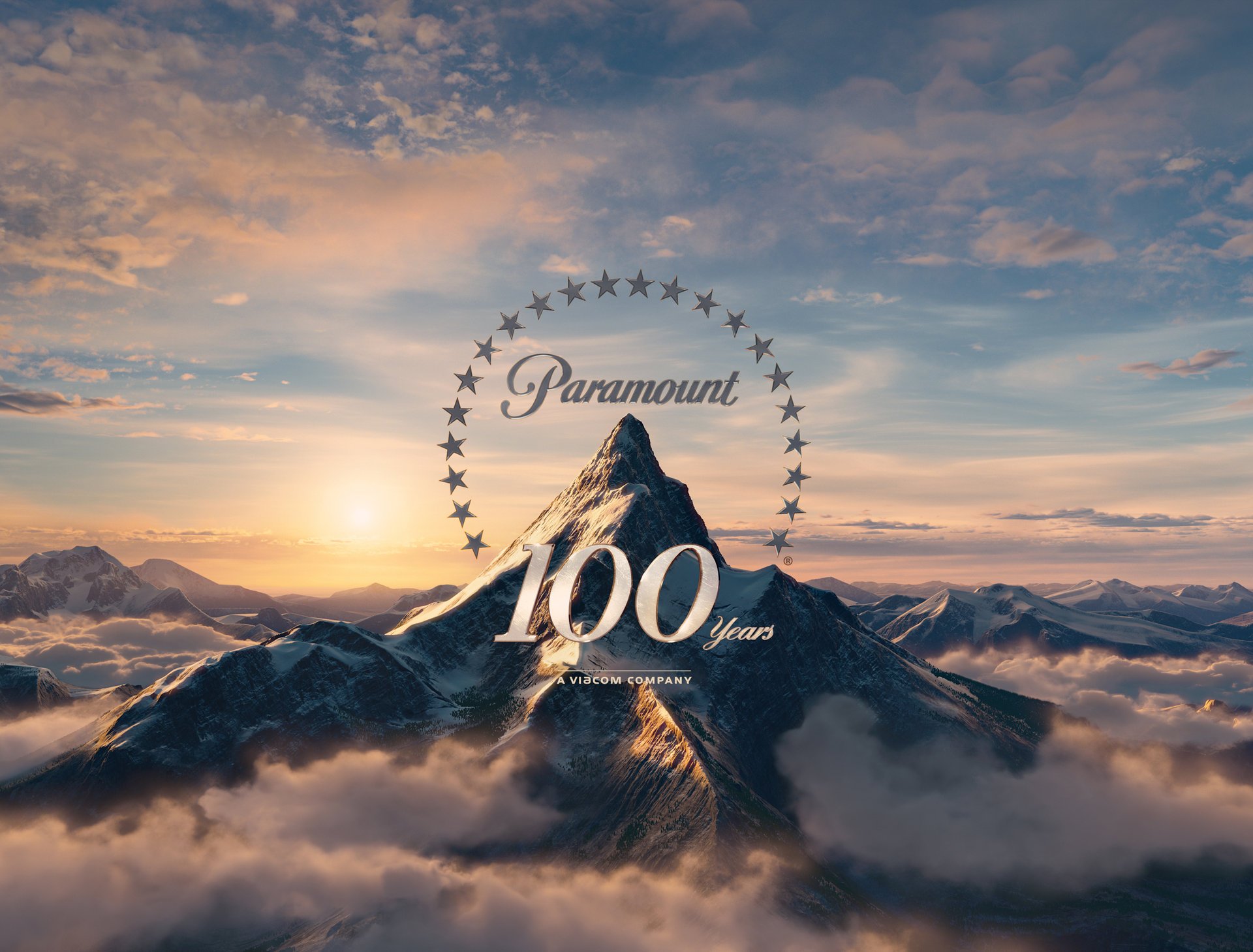 Заставка кинокомпании Paramount на 100 лет