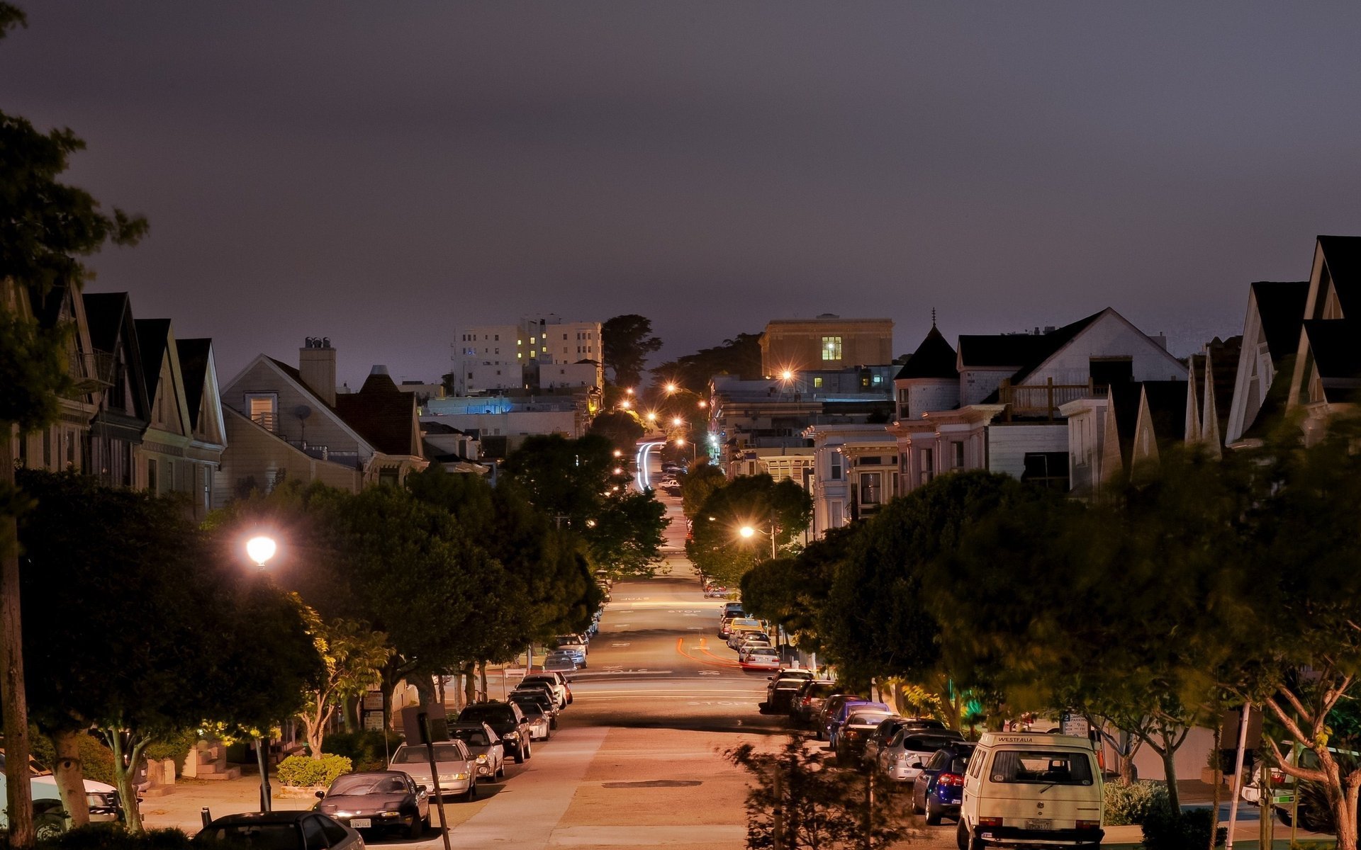 Сан анджелес. Калифорния Лос Анджелес пригород. Сан Франциско Калифорния Лос Анджелес Калифорния. Сан Франциско Калифорния США Америка улицы. Стоктон Калифорния ночью.