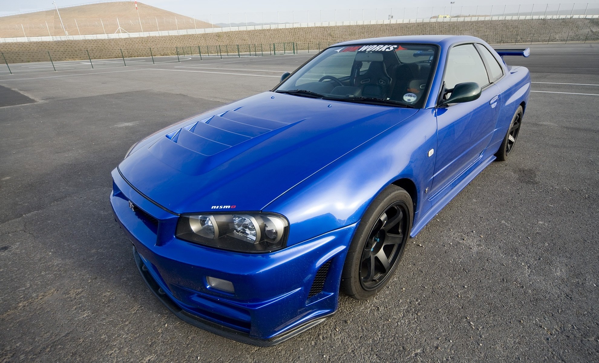 Обои nissan skyline