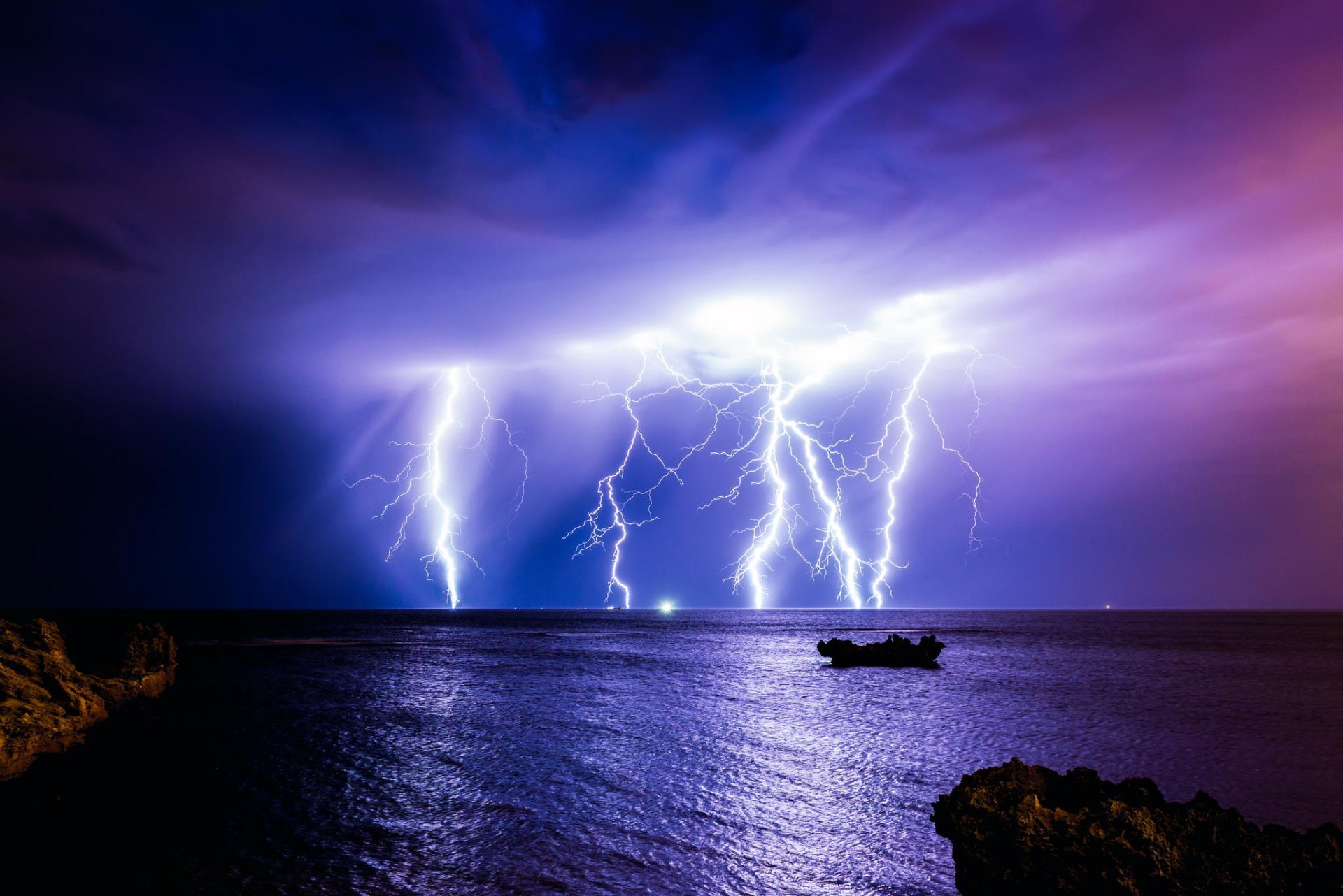 австралия океан гроза молния шторм ночь тучи природа