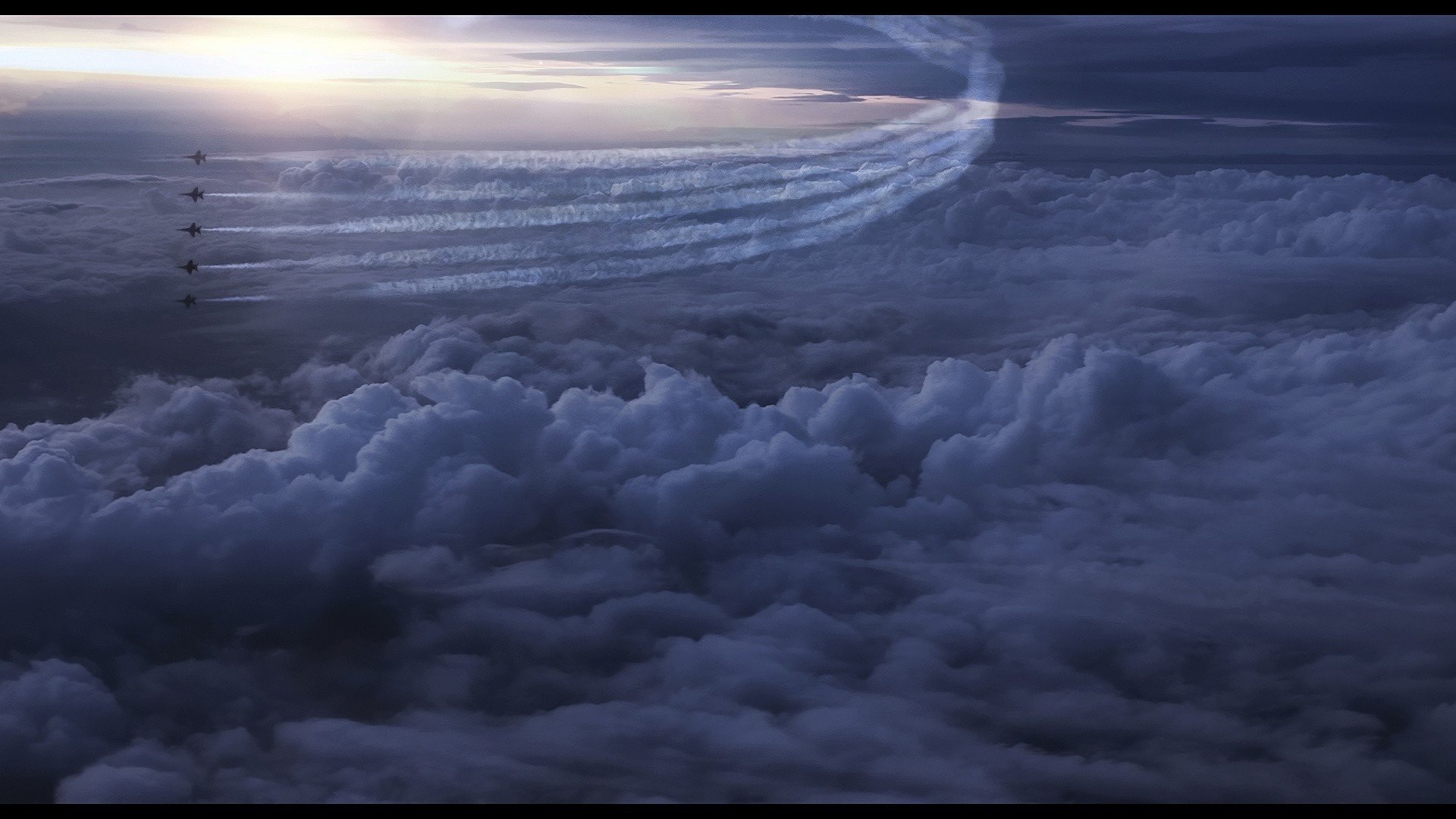След облаков от самолета в небе