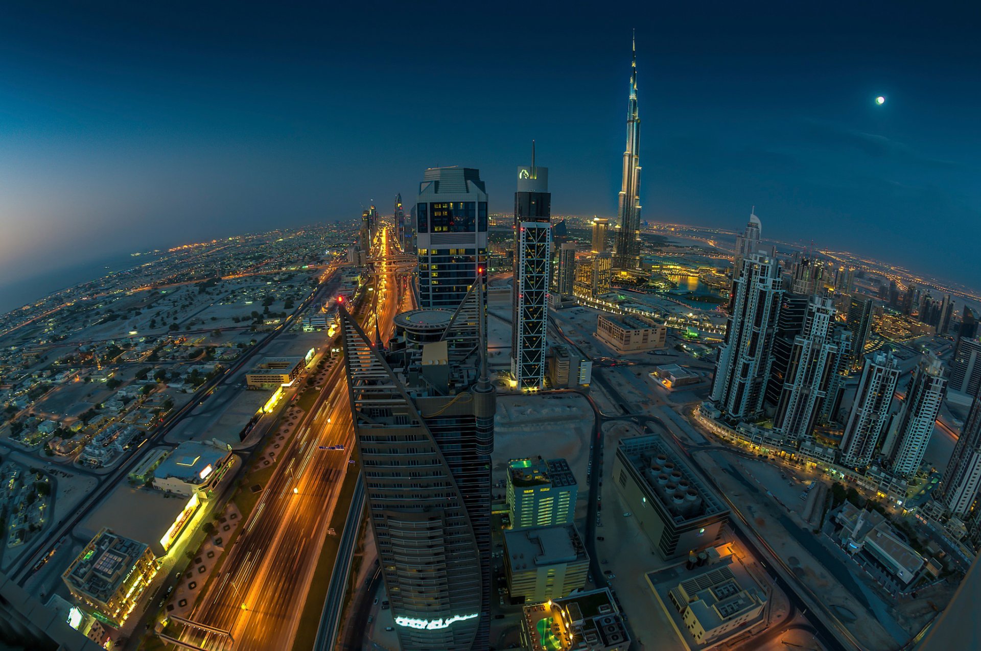 Дубай сверху. Бурдж Халифа ночью. Ночной Дубай с высоты. Ночной Дубай вид сверху. Дубай виды города.