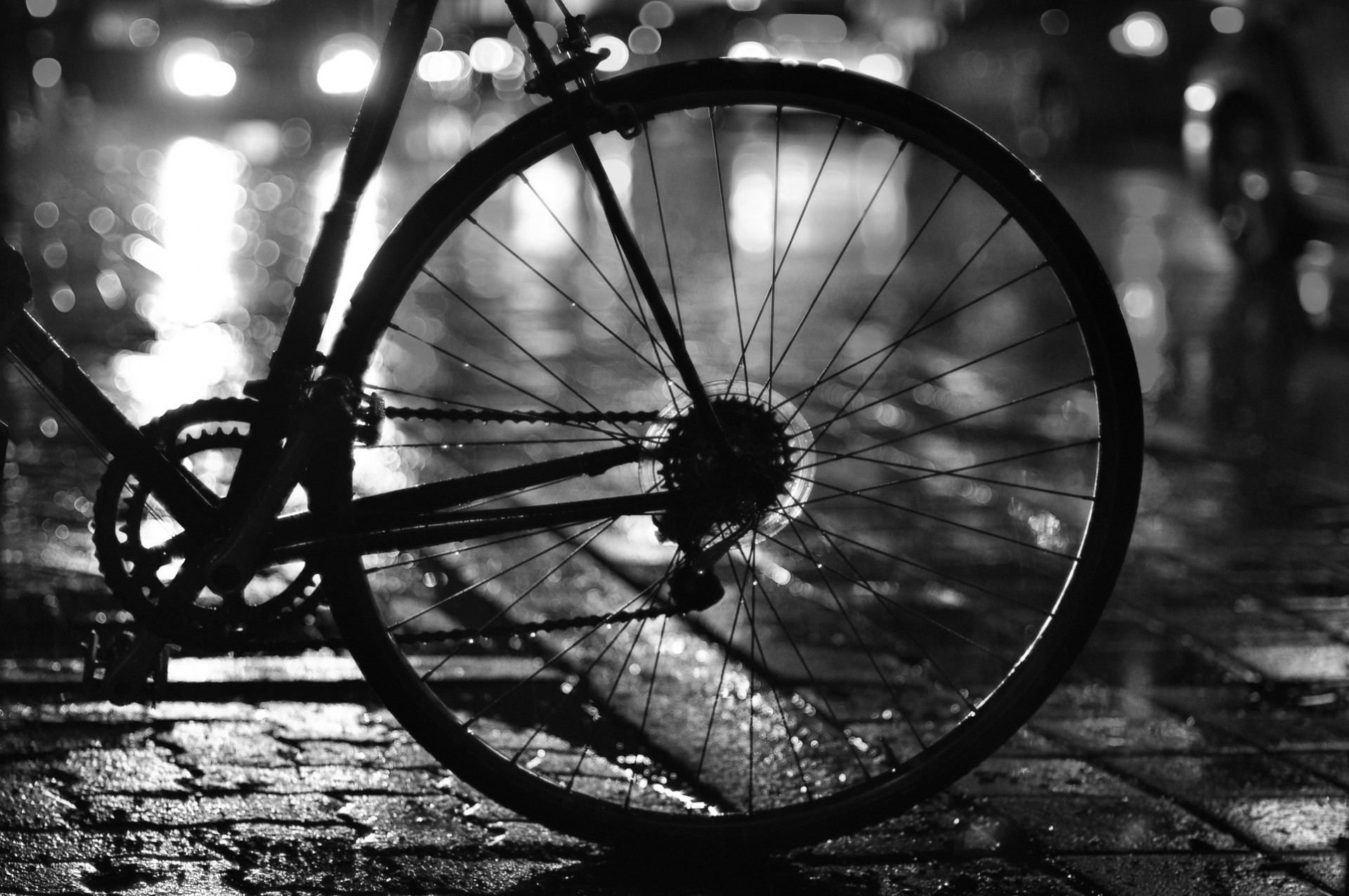 буря велосипед колеса байк черный и белый дождь всадник