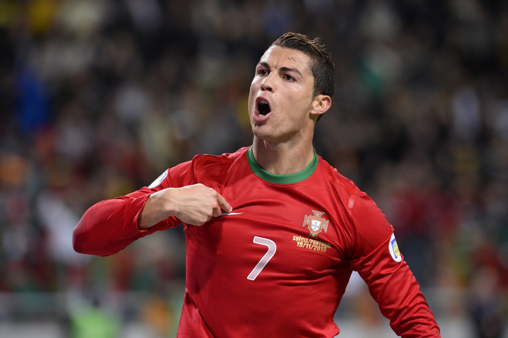 Ronaldo ən yaxşı seçildi -