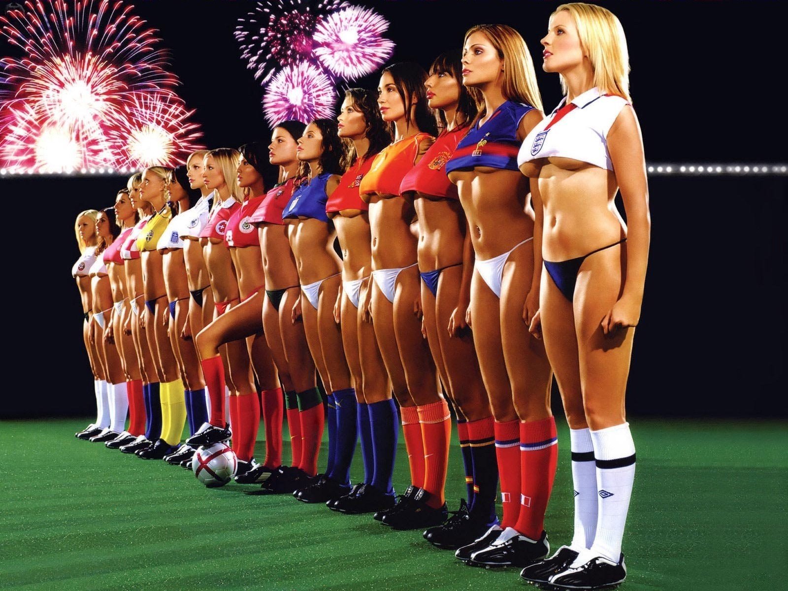 футбол женская команда голая фото 14