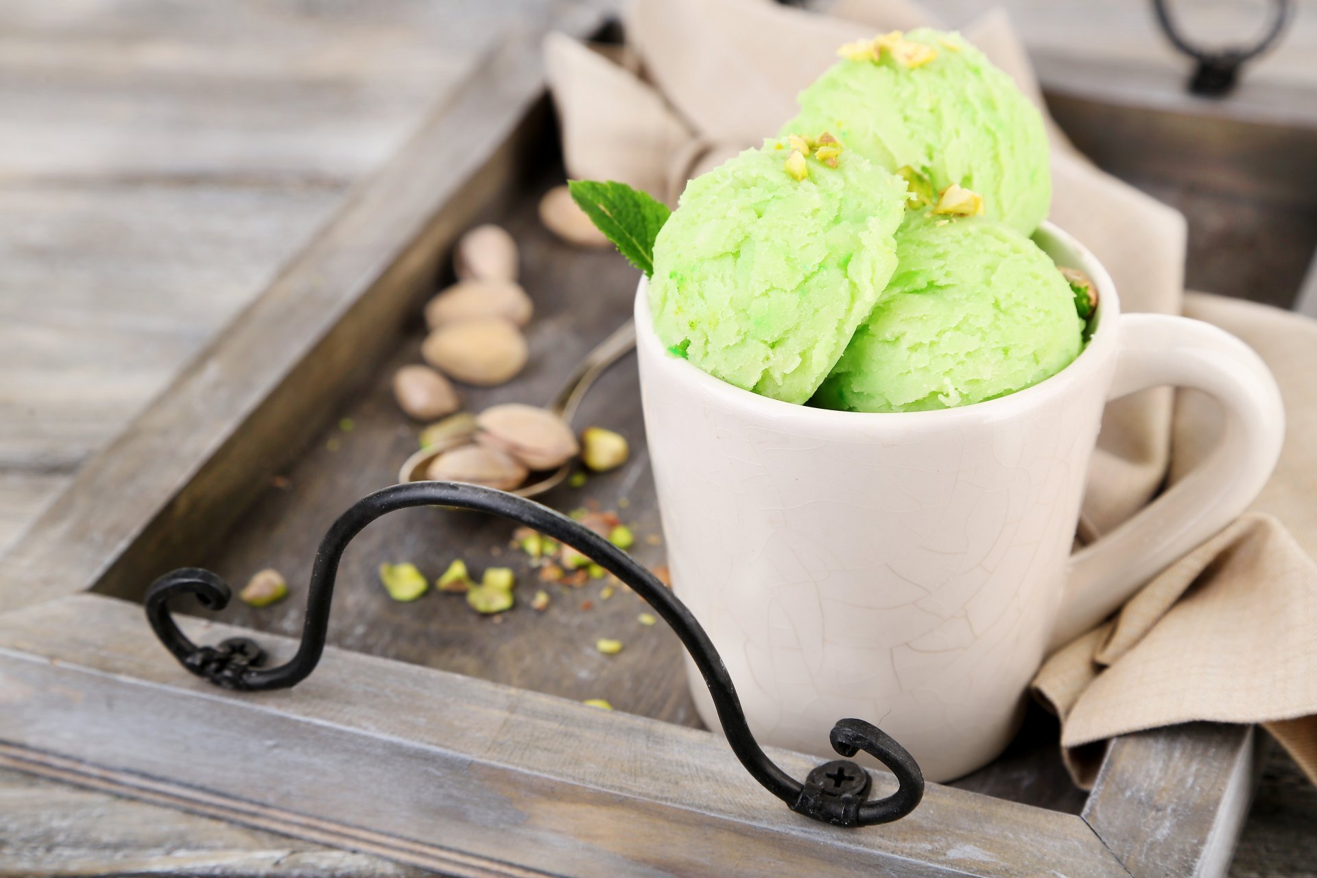 мороженое шарики фисташковое ice cream balls pistachio загрузить