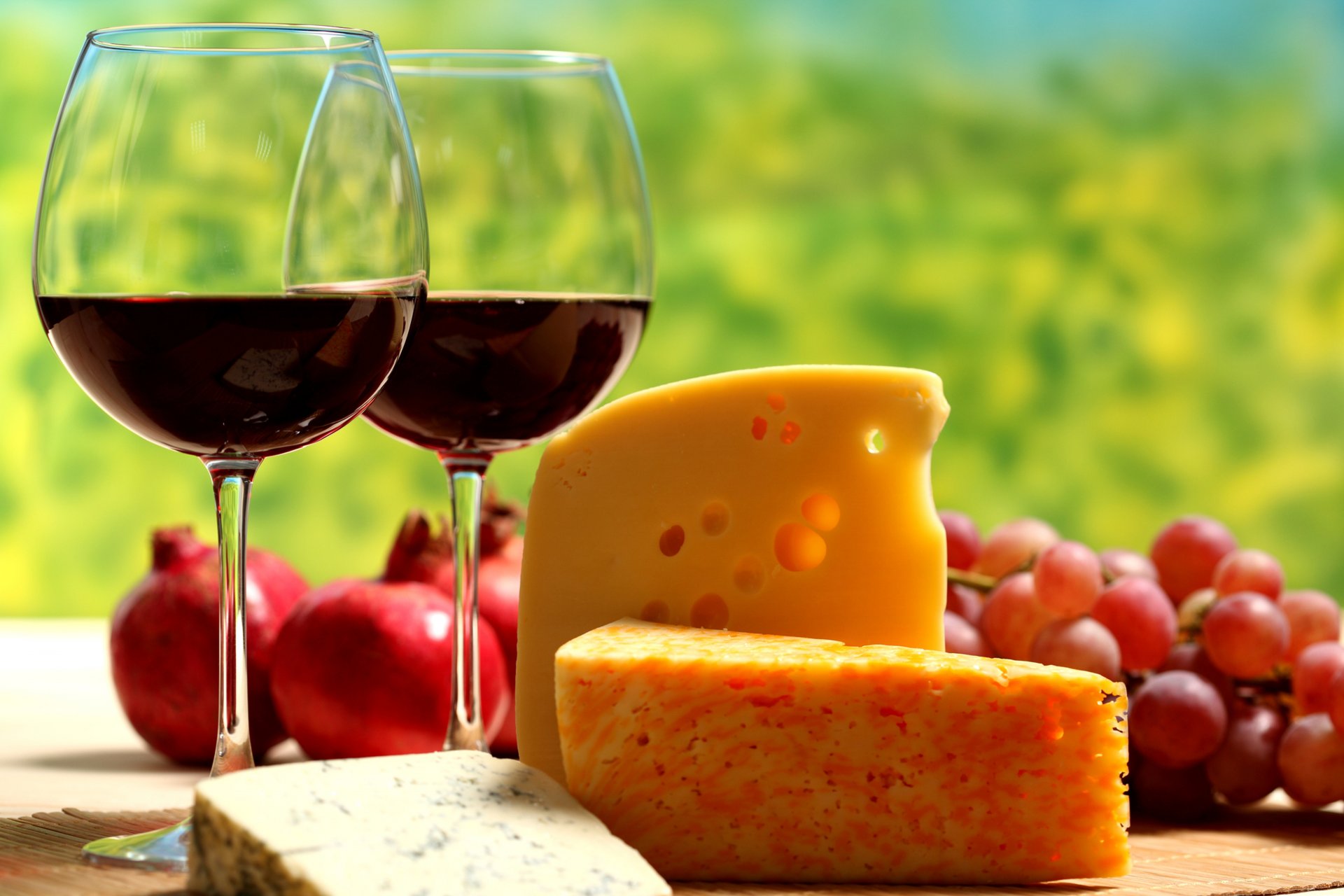 Французский сыр и вино