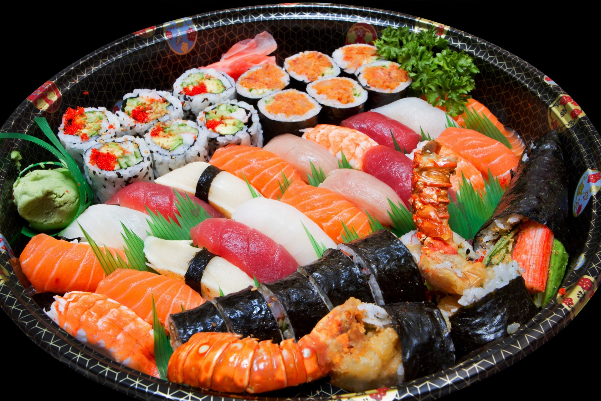 sushi-assorti-moreprodukty.jpg