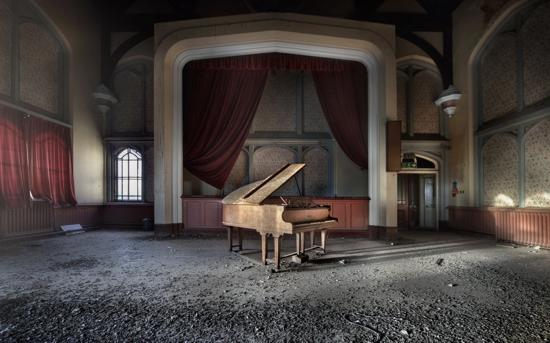 Фоновая театральная музыка. Заброшенный театр. Зал с роялем. Комната с пианино арт. Сцена в замке.