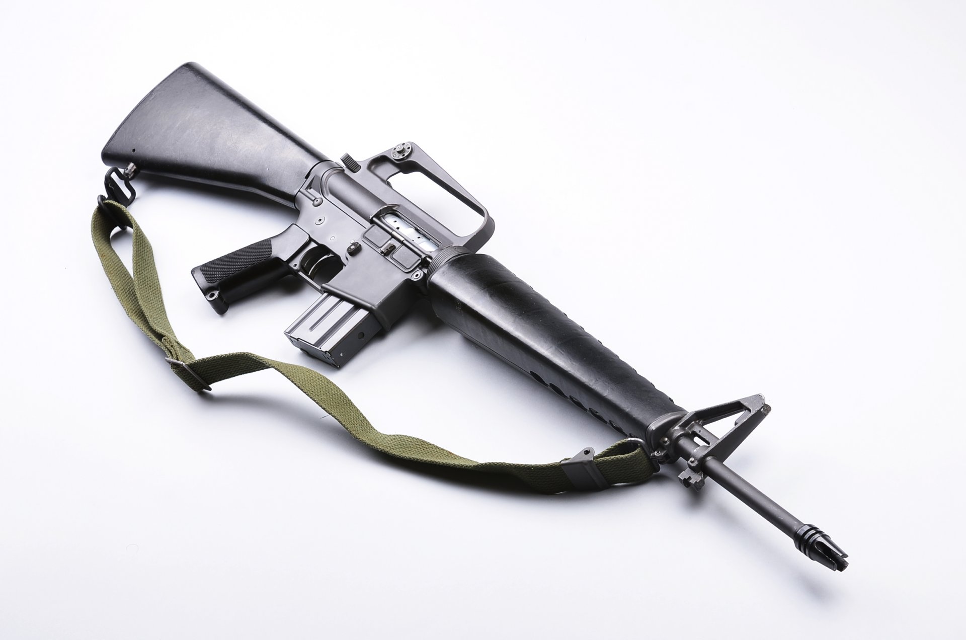 Обои для телефона m16 автоматическая винтовка оружие