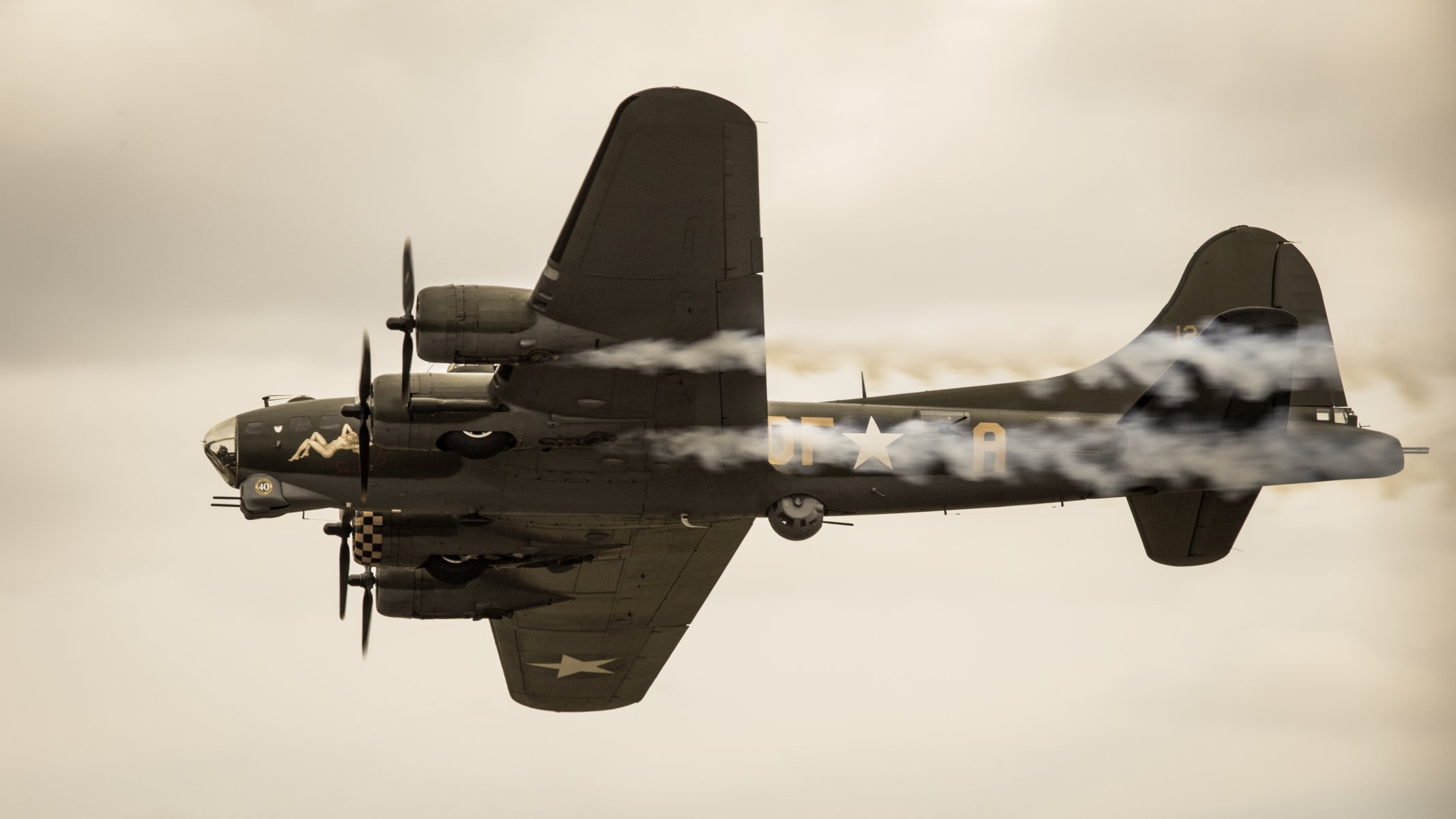 боинг b-17 летающая крепость «летающая крепость» тяжёлый четырёхмоторный бомбардировщик