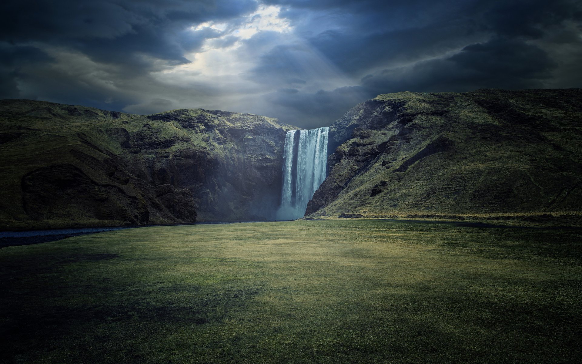 Dark Markets Iceland