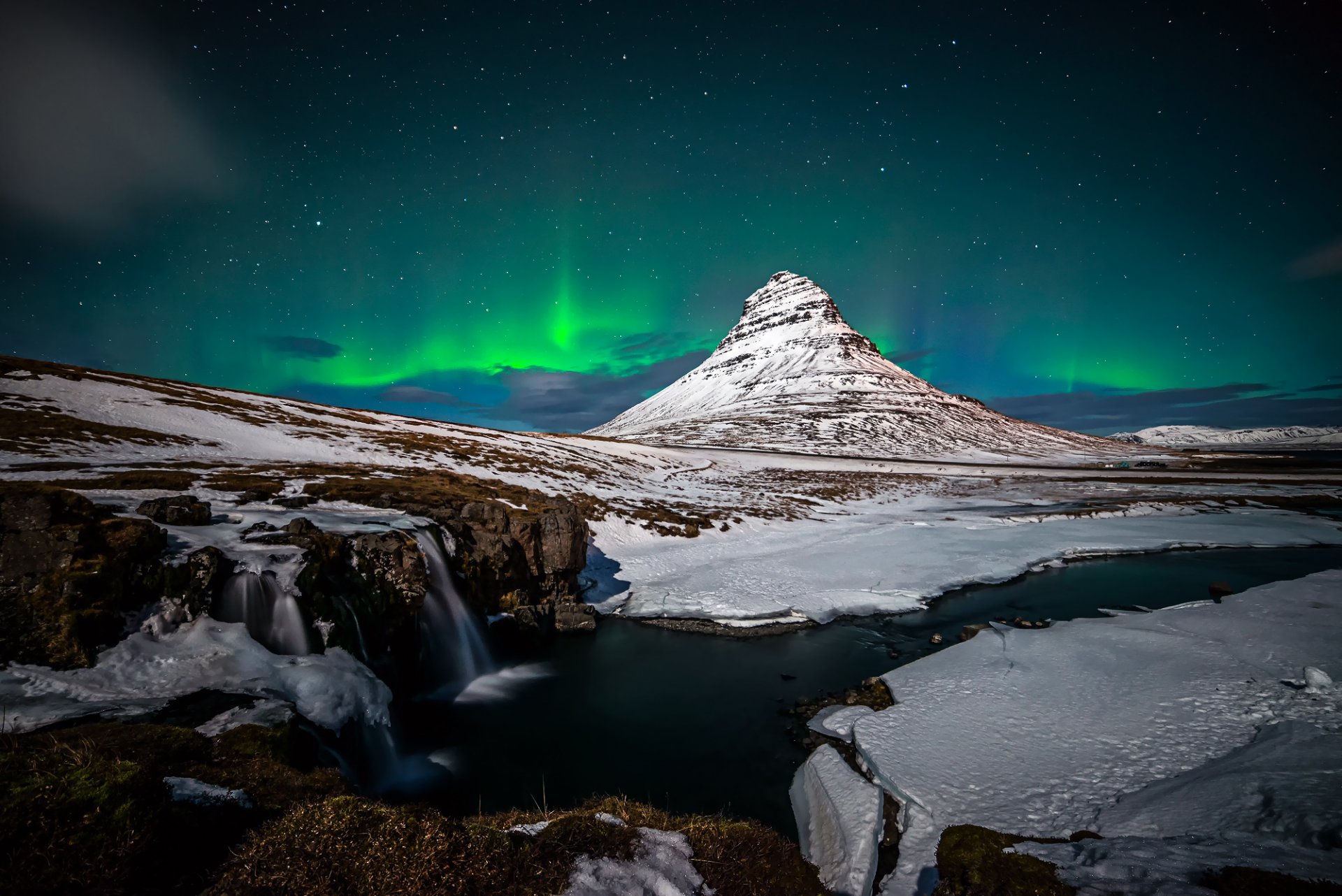 Горы в исландии